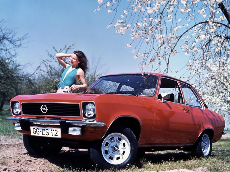  Opel Ascona 2-Door (A) 1974 года  (фото 5 из 6)